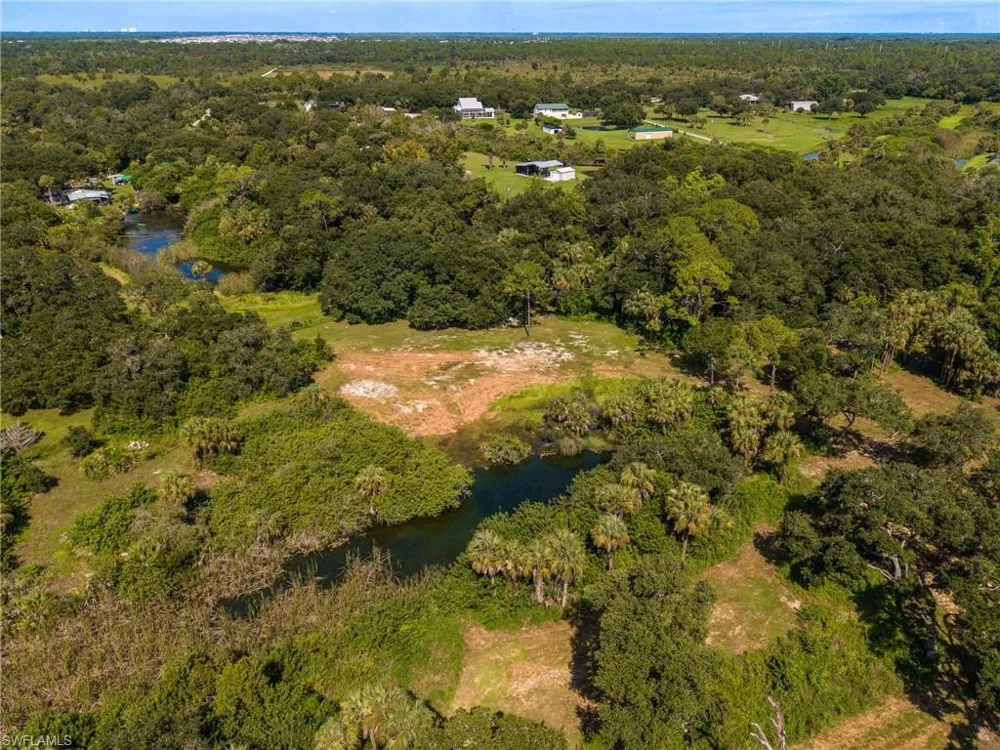19040 Fox Run Road Alva, FL 33920