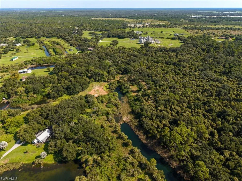 19040 Fox Run Road Alva, FL 33920