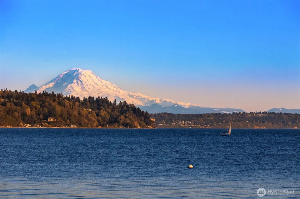 3705 SW 171st Street Burien, WA 98166