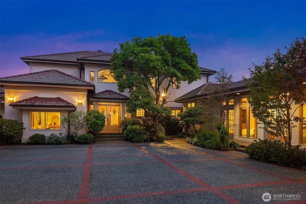 3705 SW 171st Street Burien, WA 98166