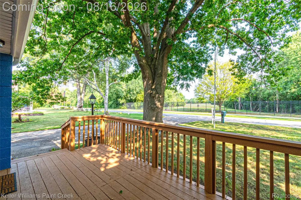 19421 Filmore Street Southfield City, MI 48075