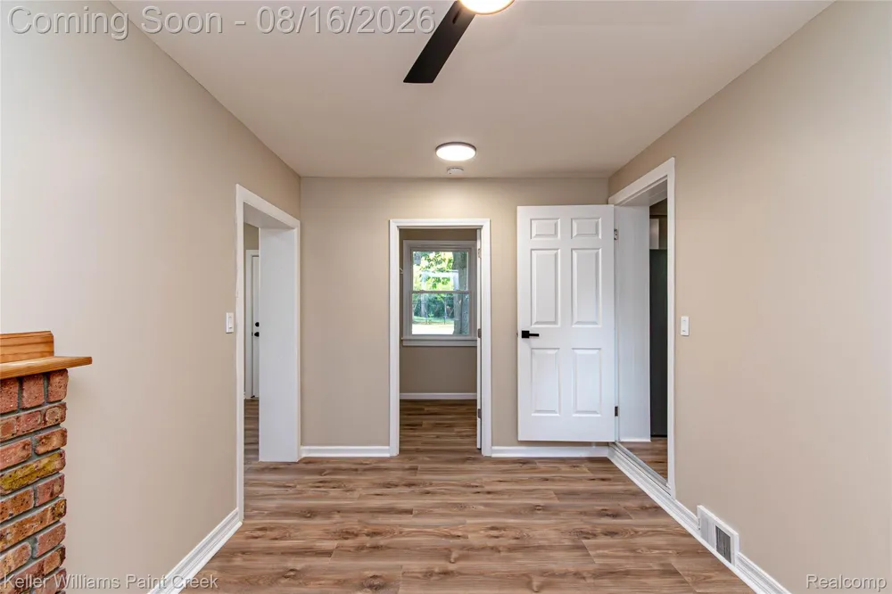 19421 Filmore Street Southfield City, MI 48075