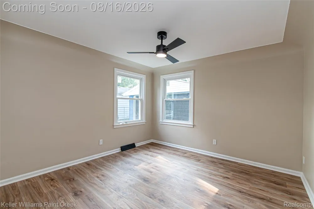 19421 Filmore Street Southfield City, MI 48075