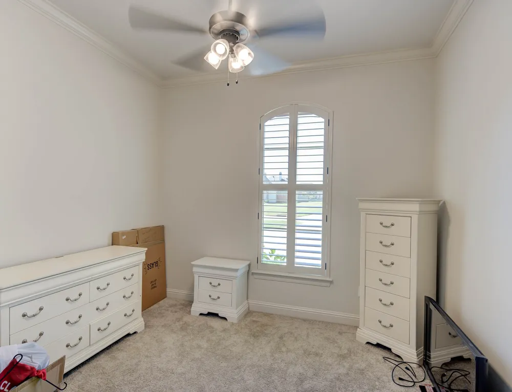 237 Peregrine Way Bossier City, LA 71112