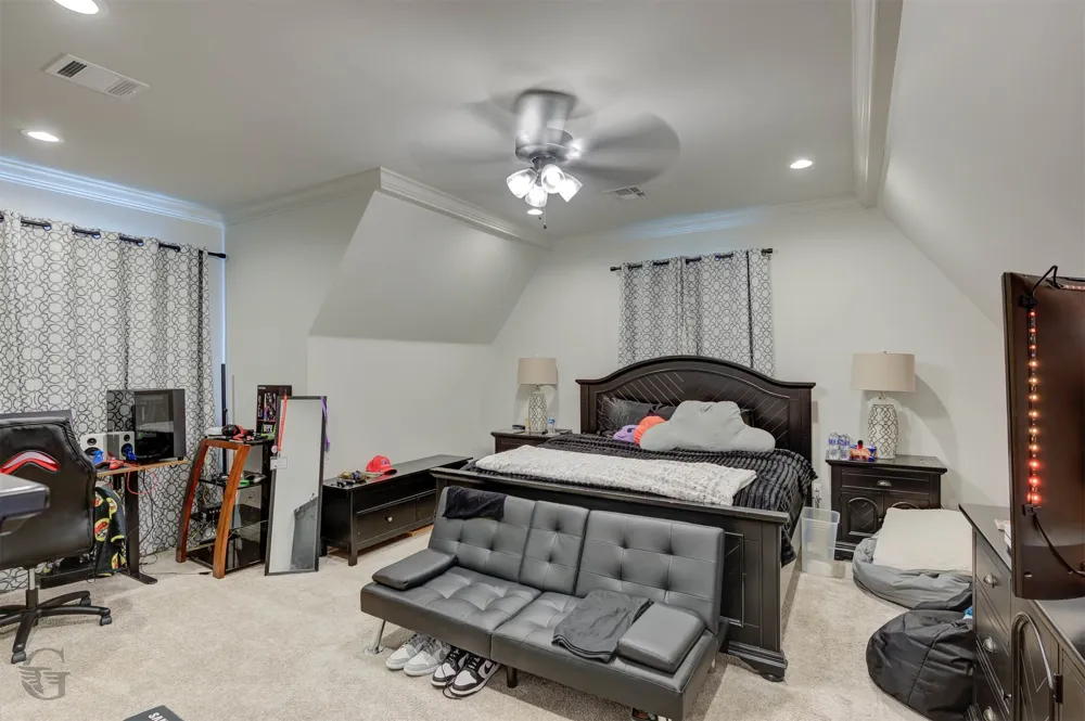 237 Peregrine Way Bossier City, LA 71112