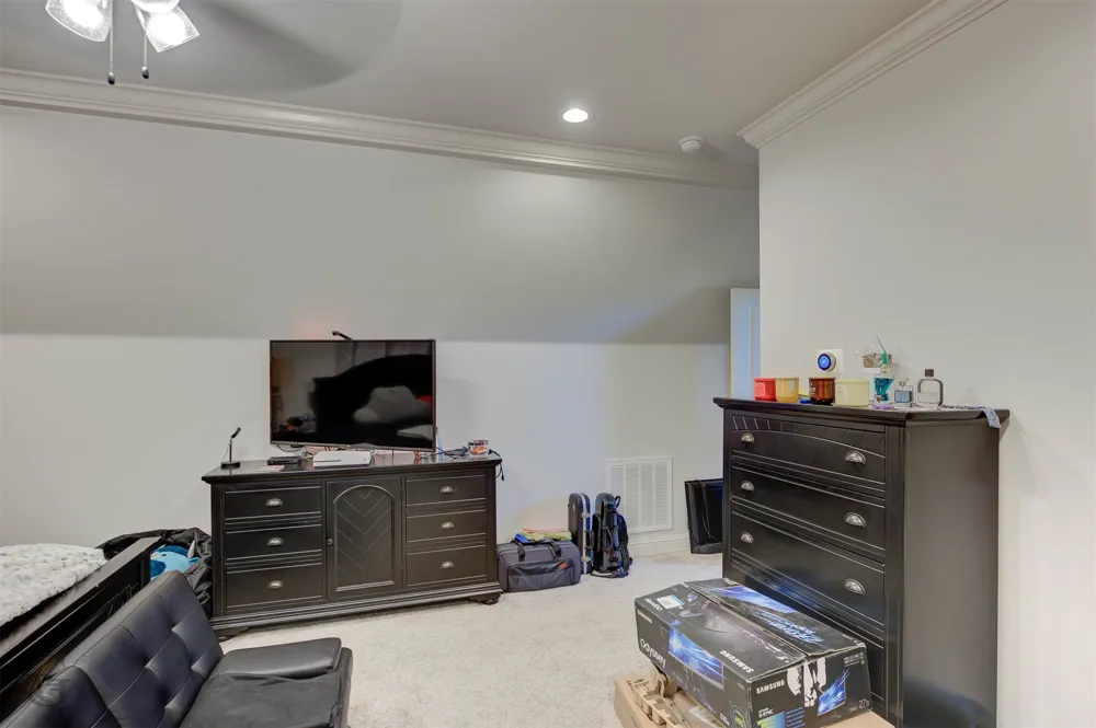 237 Peregrine Way Bossier City, LA 71112