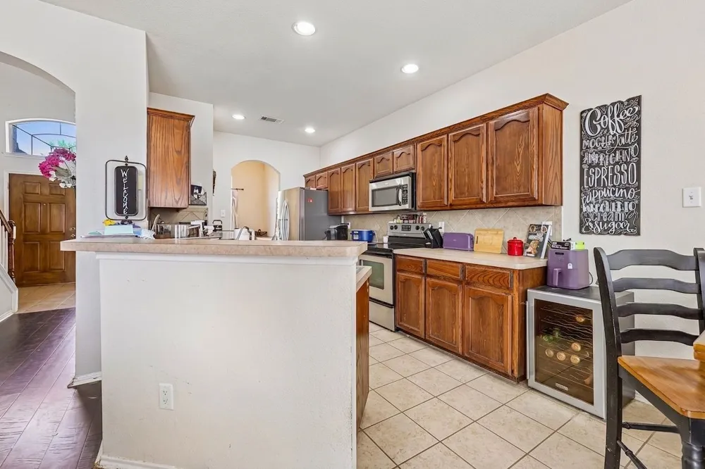 1129 Mourning Dove Drive Burleson, TX 76028