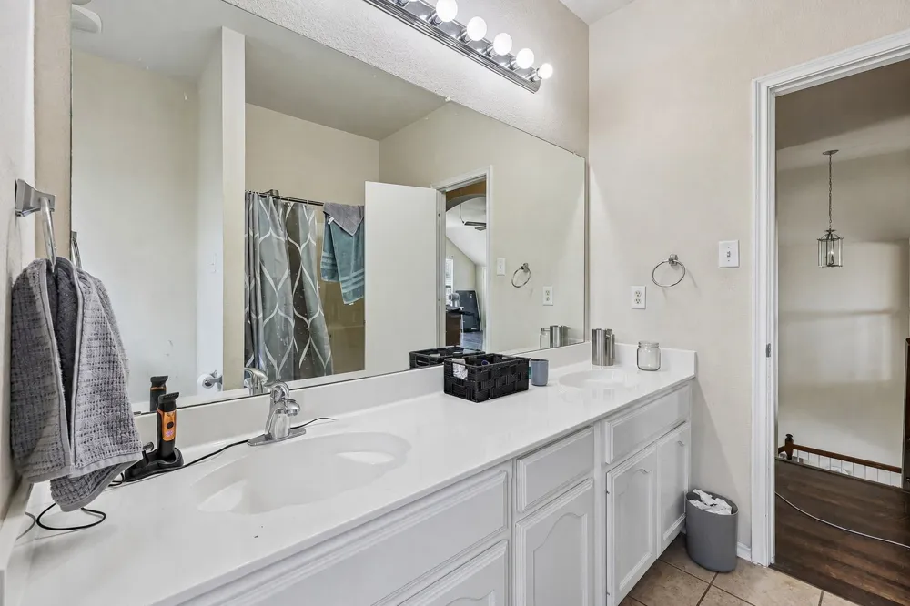 1129 Mourning Dove Drive Burleson, TX 76028