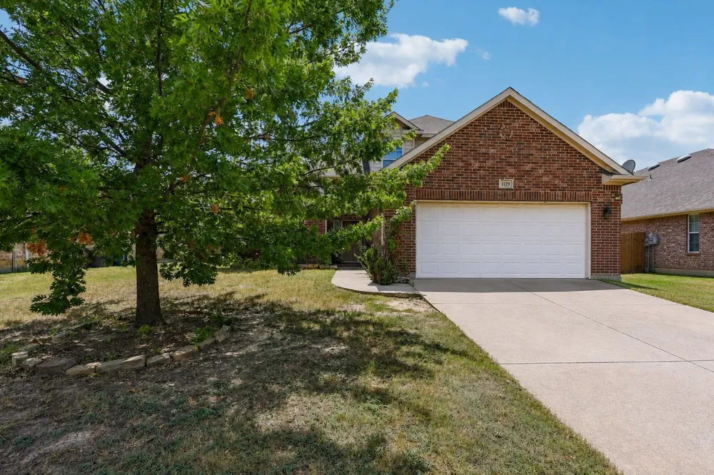 1129 Mourning Dove Drive Burleson, TX 76028