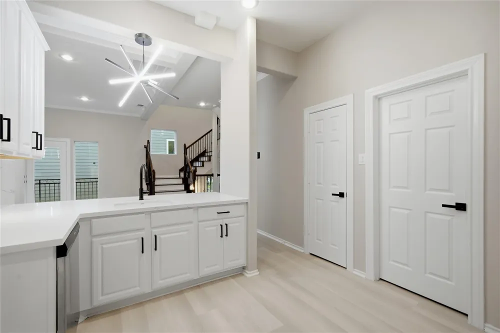 1610 Holman Street Houston, TX 77004