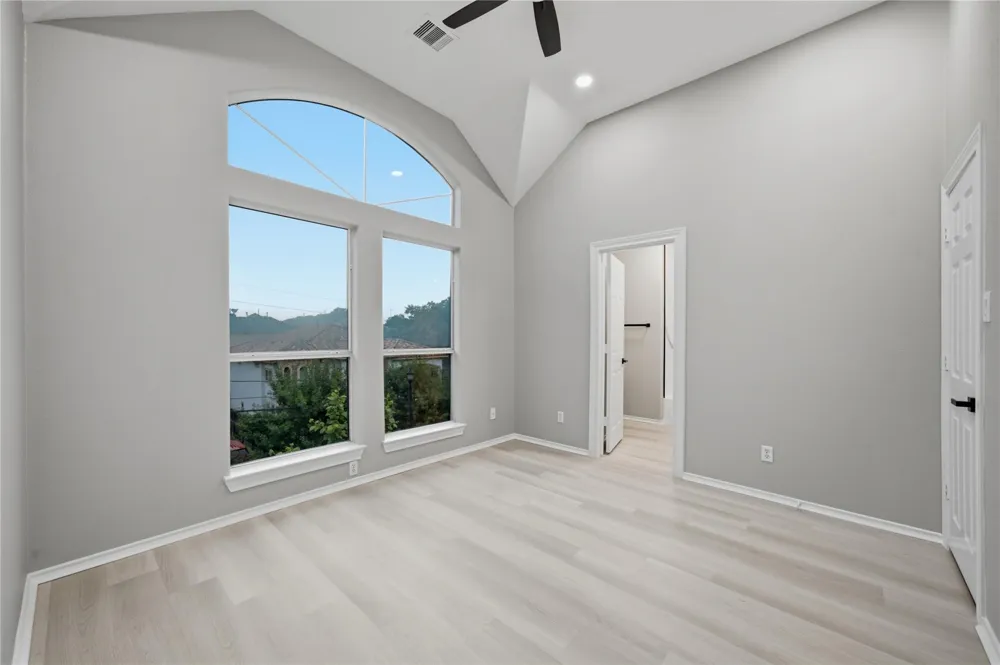 1610 Holman Street Houston, TX 77004