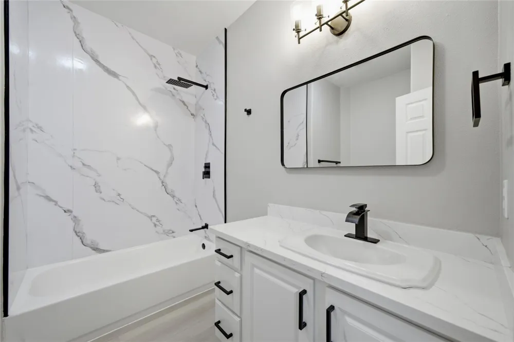 1610 Holman Street Houston, TX 77004