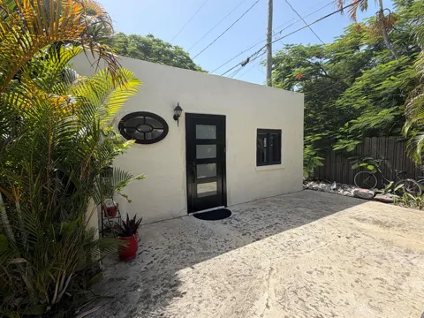 927 Paseo Andorra #Cottage