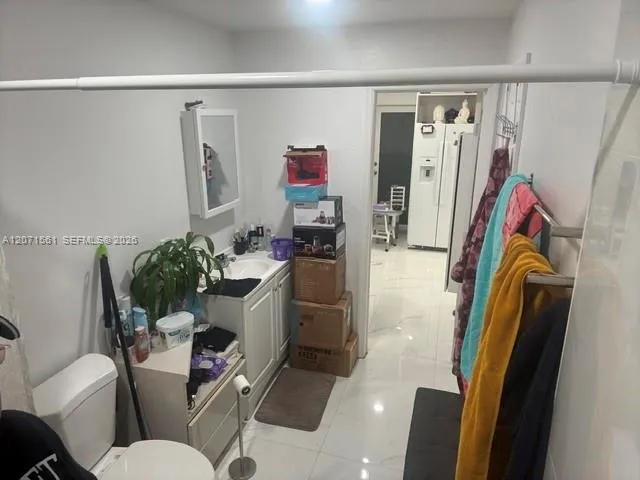 846 W 32nd St #1 Hialeah, FL 33012