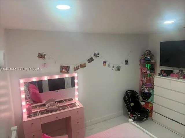 846 W 32nd St #1 Hialeah, FL 33012