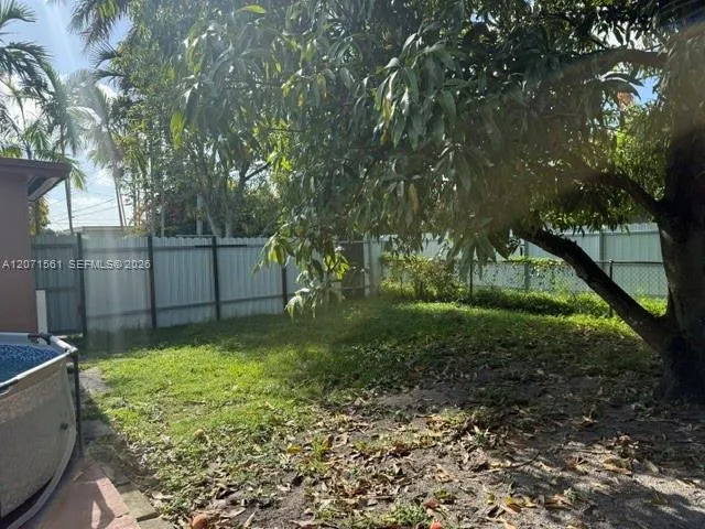 846 W 32nd St #1 Hialeah, FL 33012