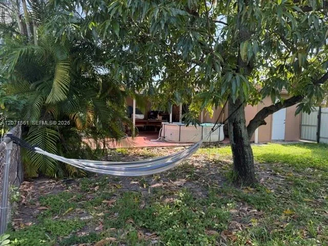 846 W 32nd St #1 Hialeah, FL 33012