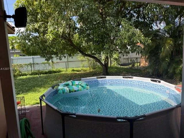 846 W 32nd St #1 Hialeah, FL 33012