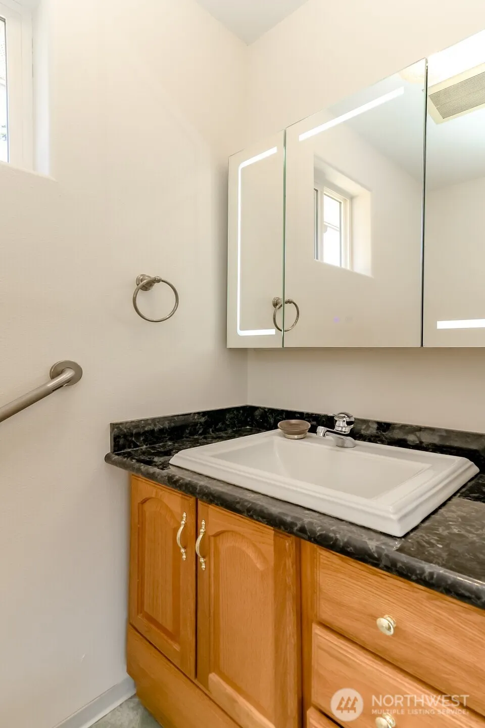 16016 12th Avenue SW Burien, WA 98166