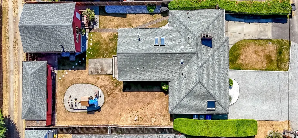 16016 12th Avenue SW Burien, WA 98166