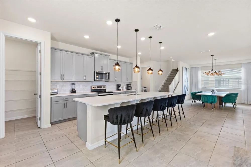 1779 TROPICAL PALMS CIRCLE Kissimmee, FL 34747