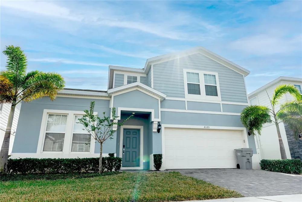 2123 LELANI CIRCLE Davenport, FL 33897