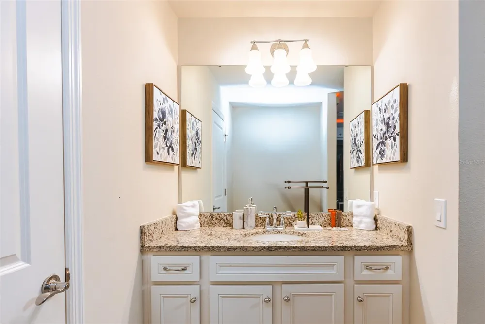 2123 LELANI CIRCLE Davenport, FL 33897