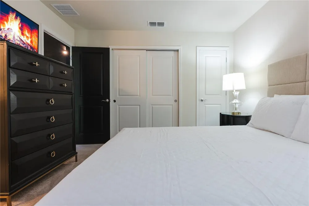 2123 LELANI CIRCLE Davenport, FL 33897