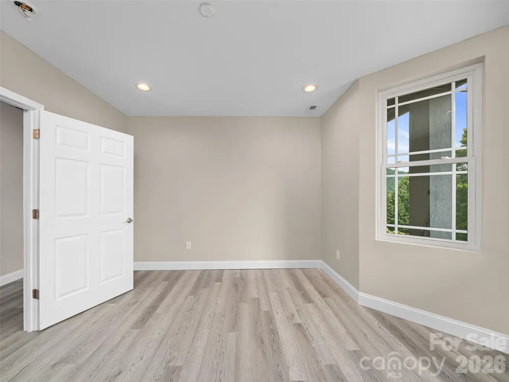 119 Horseshoe Trail Barnardsville, NC 28709