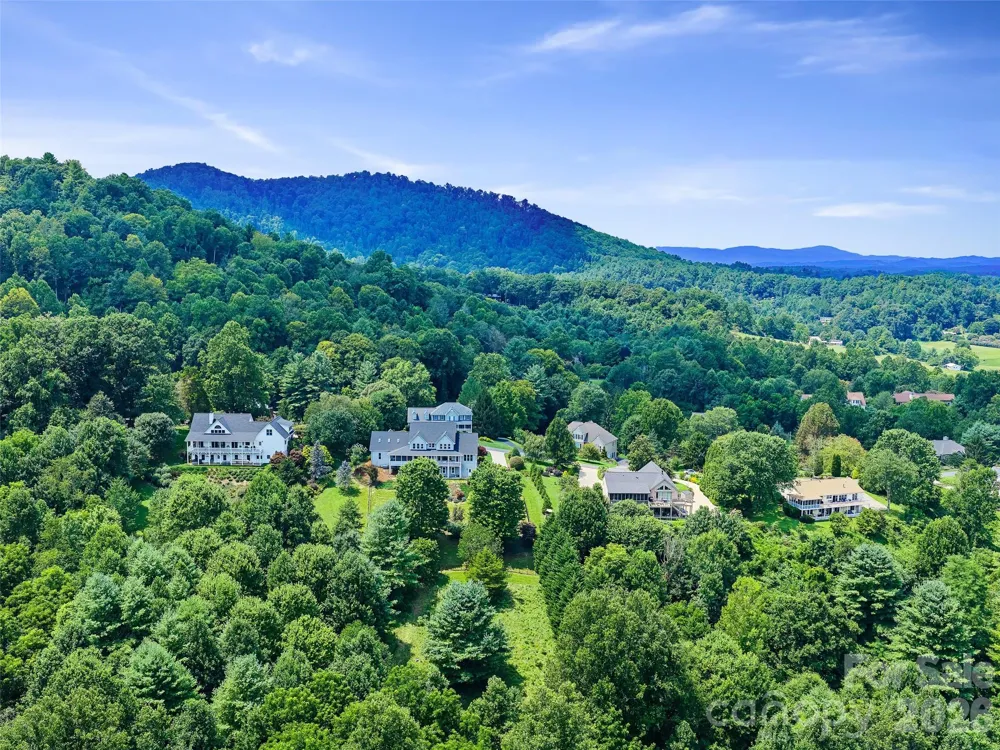 119 Horseshoe Trail Barnardsville, NC 28709