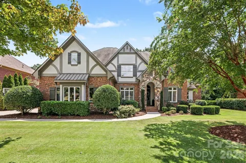 2304 Highland Forest Drive #177