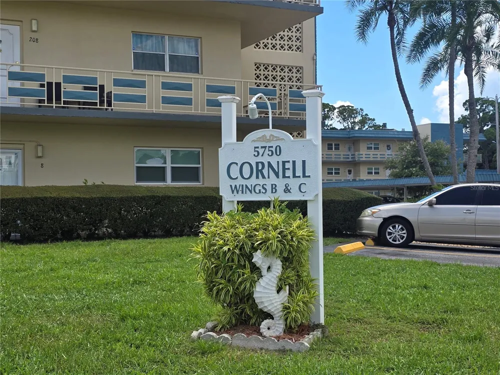 5750 80TH STREET #B206 St Petersburg, FL 33709