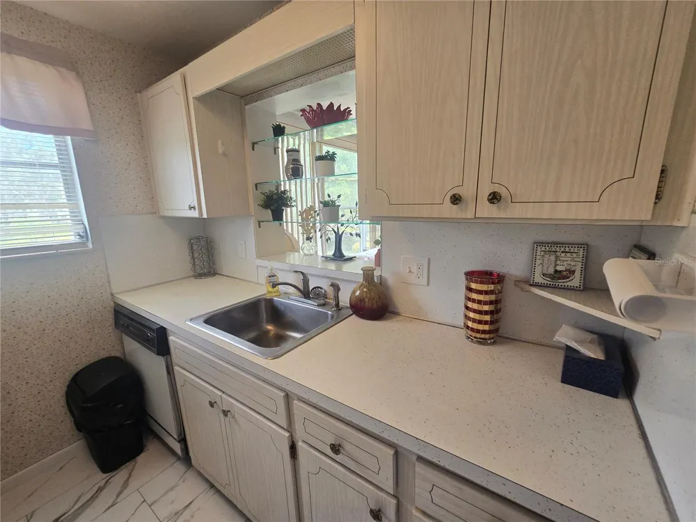 5750 80TH STREET #B206 St Petersburg, FL 33709