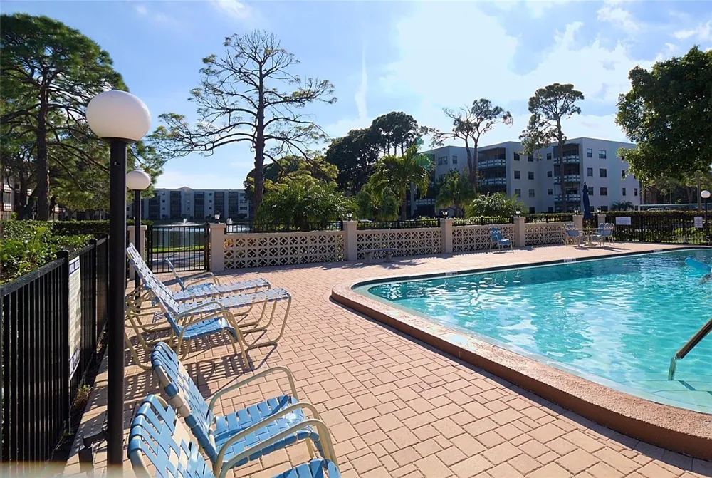 5750 80TH STREET #B206 St Petersburg, FL 33709