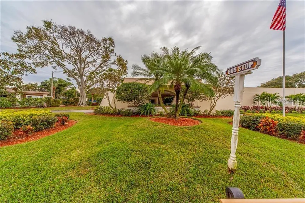 5750 80TH STREET #B206 St Petersburg, FL 33709