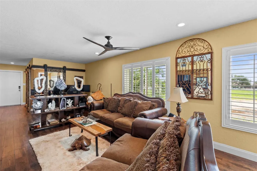 800 BAHIA DEL SOL DRIVE #A Ruskin, FL 33570
