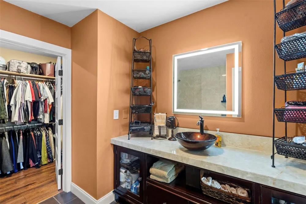 800 BAHIA DEL SOL DRIVE #A Ruskin, FL 33570