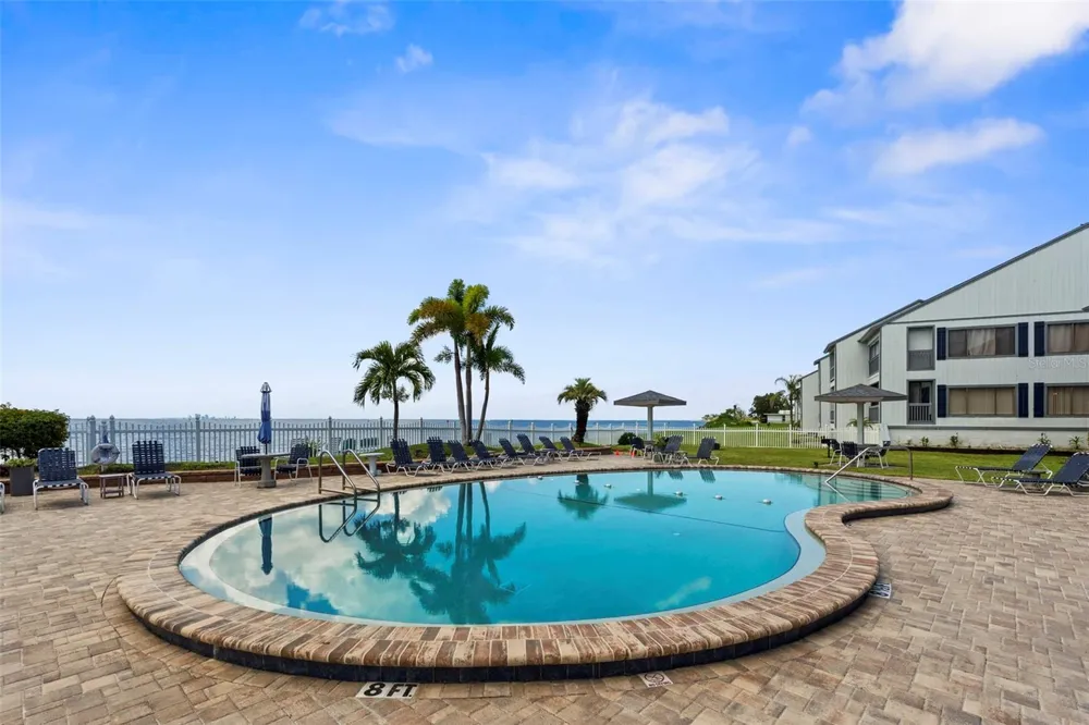 800 BAHIA DEL SOL DRIVE #A Ruskin, FL 33570