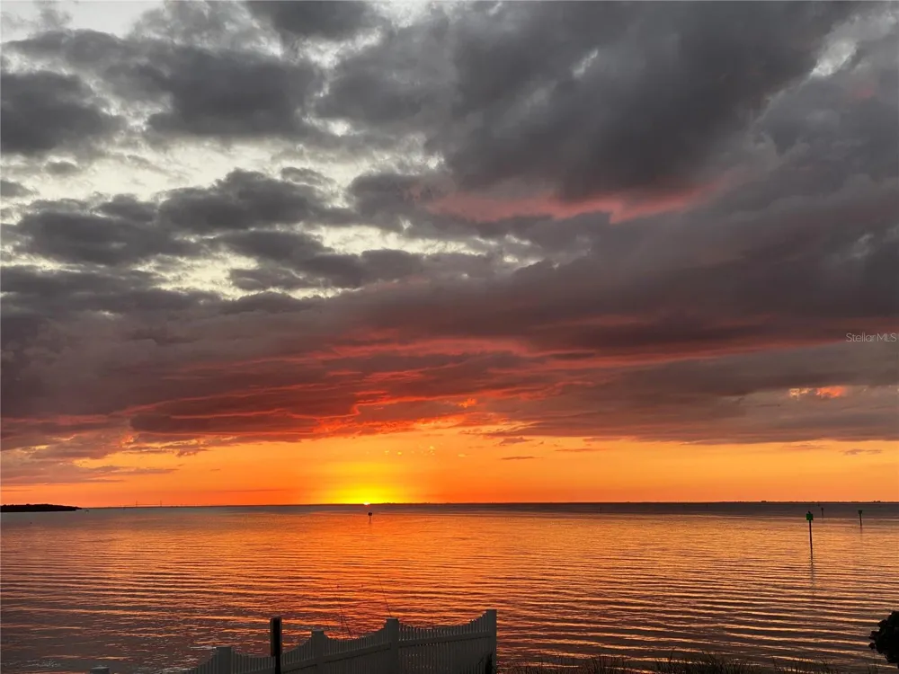 800 BAHIA DEL SOL DRIVE #A Ruskin, FL 33570