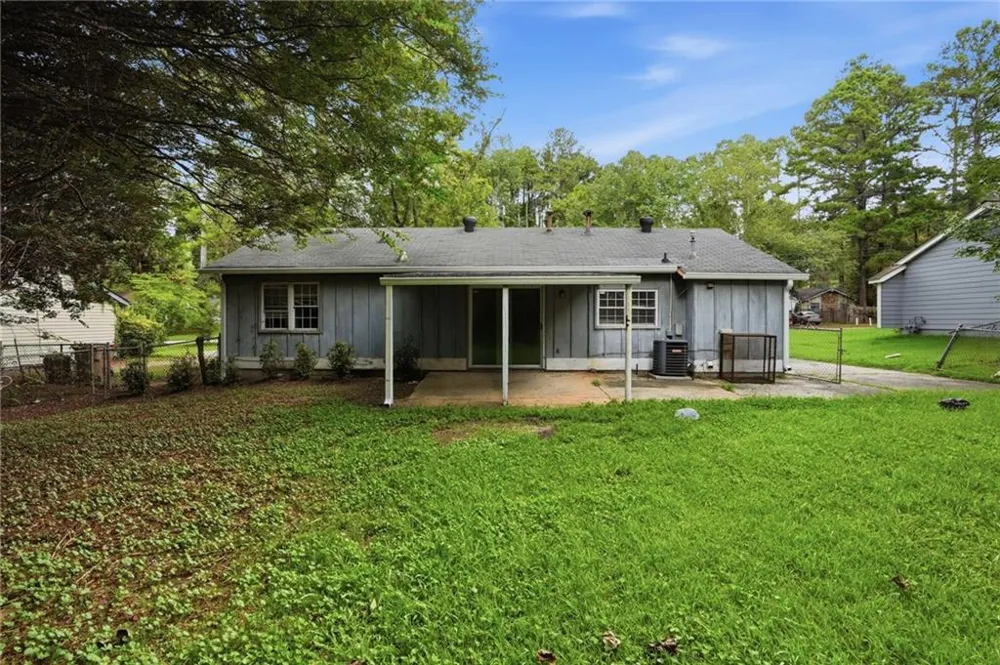 8971 Ashwood Drive Riverdale, GA 30274