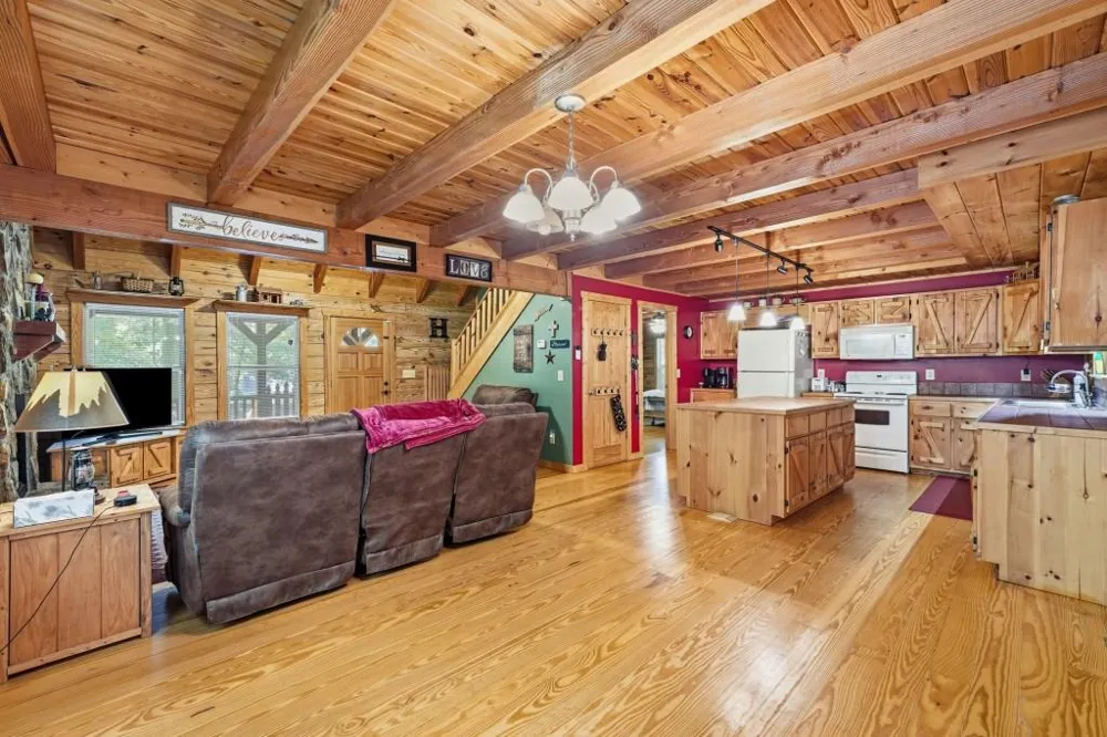 114 Rockingham Way Ellijay, GA 30540