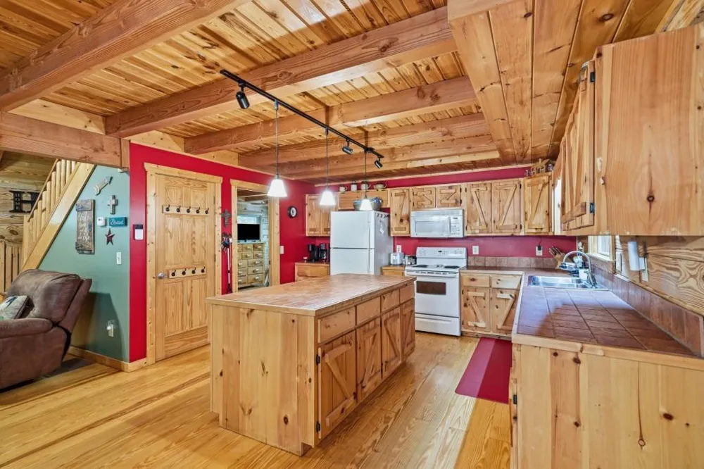 114 Rockingham Way Ellijay, GA 30540