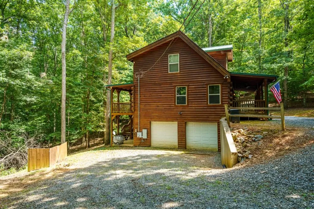 114 Rockingham Way Ellijay, GA 30540