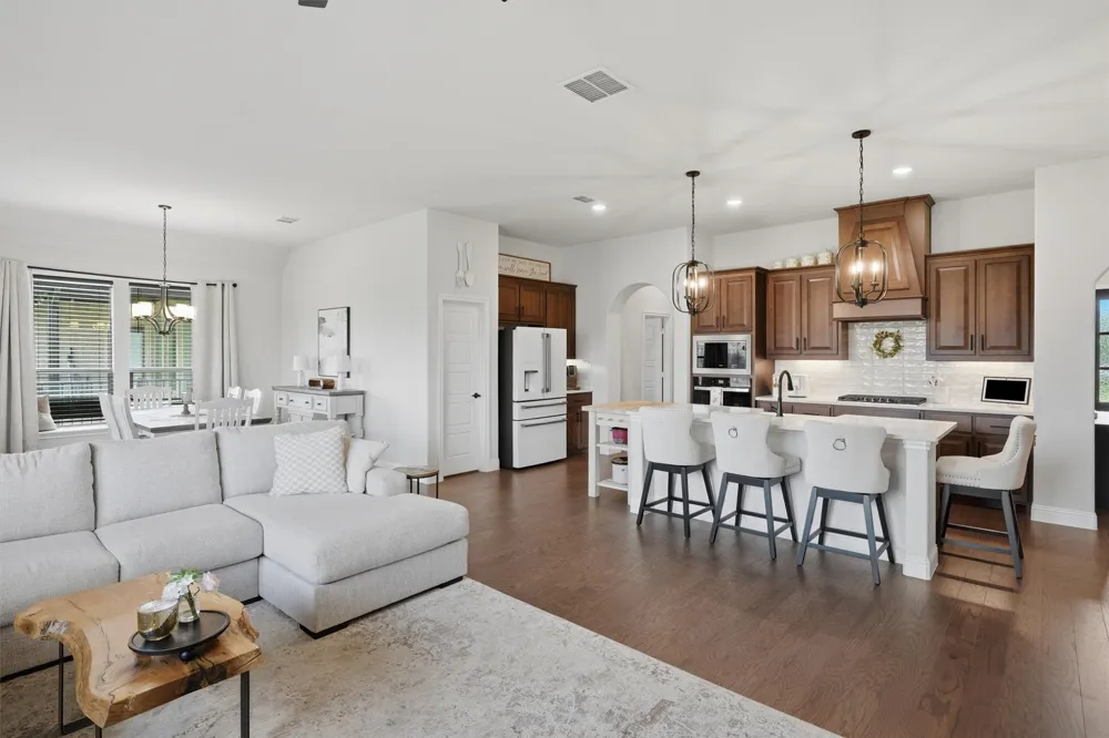 313 Bowrider Lane Granbury, TX 76049
