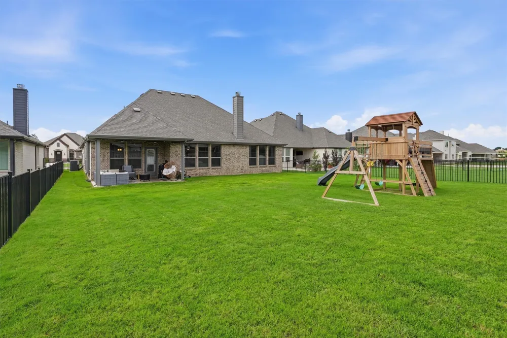 313 Bowrider Lane Granbury, TX 76049