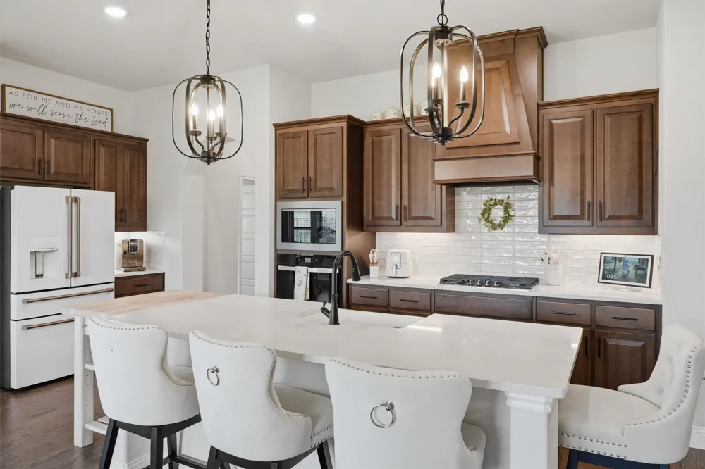 313 Bowrider Lane Granbury, TX 76049