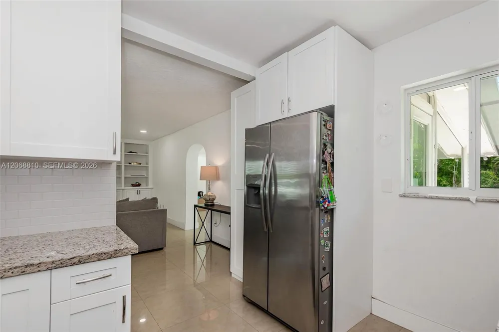 18145 SW 95th Ct Palmetto Bay, FL 33157