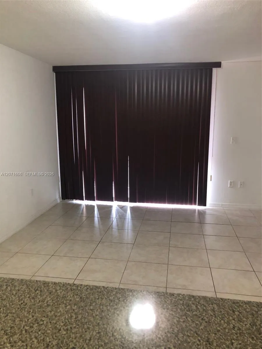 218 NW 12th Ave #802 Miami, FL 33128