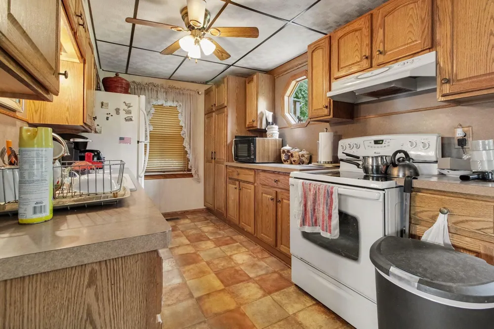 1865 Wamplers Heights Drive Brooklyn, MI 49230