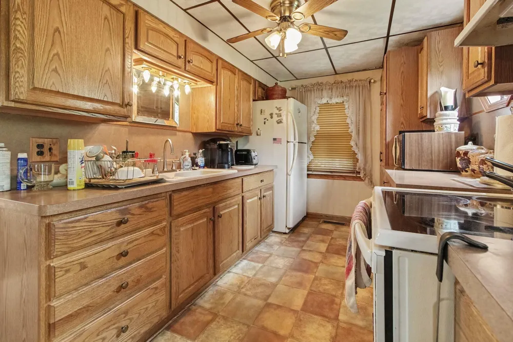 1865 Wamplers Heights Drive Brooklyn, MI 49230